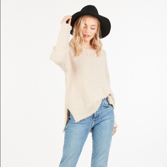 NWT fuzzy knit sweater - Picture 5 of 5